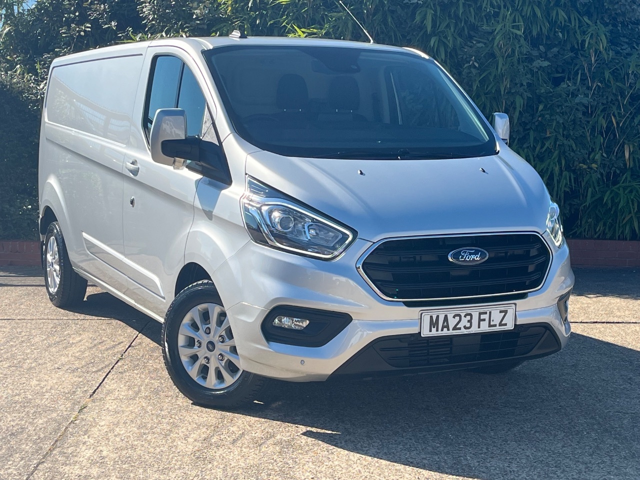 2023 Ford Transit Custom