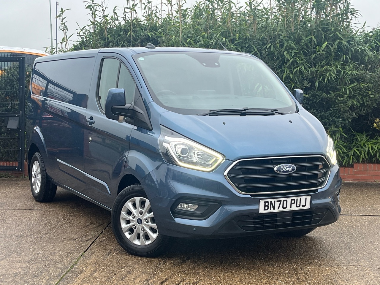 2020 Ford Transit Custom