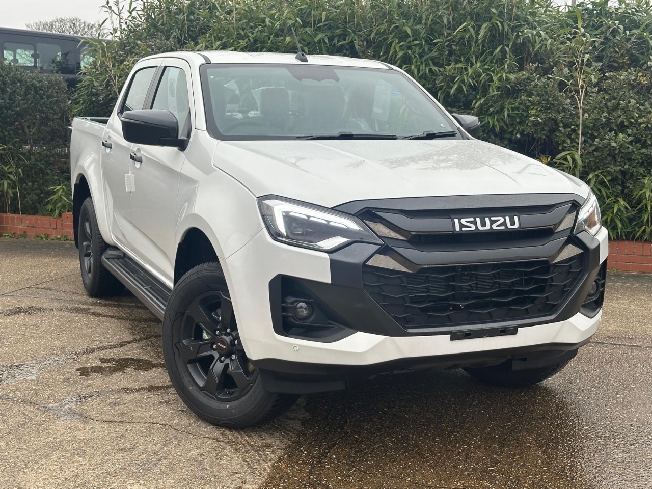 2025 Isuzu D-max